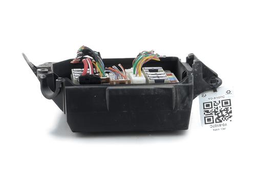 fuse-box-renault-clio-iii-br01-cr01-2005-2006-2007-2008-2009-2010-2011-2012-2013-2014-33685625 main image