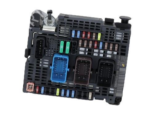 Fuse box PEUGEOT 308 II (LB_, LP_, LW_, LH_, L3_) 1.2 THP 130 | BP29217940E1 