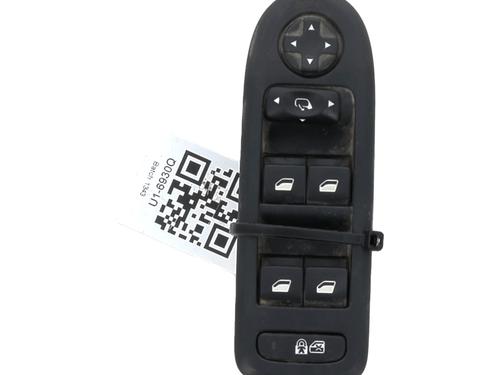 left-front-window-switch-peugeot-508-i-8d_-2010-2011-2012-2013-2014-2015-2016-2017-2018-33111237 main image