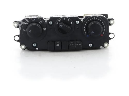Used Climate control Climate control 38792214 38792214