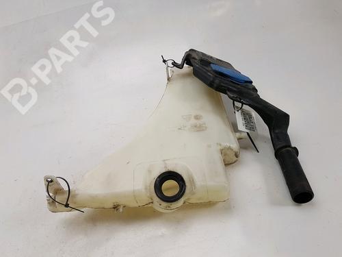Used Windscreen washer tank Windscreen washer tank AUDI A4 B8 (8K2) 2.0 TDI (143 hp) 10438098 10438098