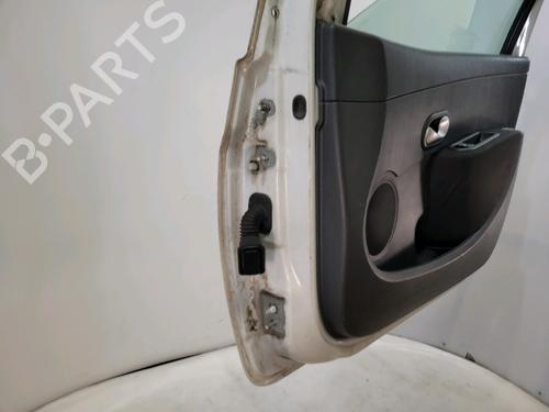 Right front door RENAULT CLIO III (BR0/1, CR0/1) 1.2 16V (BR02, BR0J, BR11, CR02, CR0J, CR11) | BP30094582C3