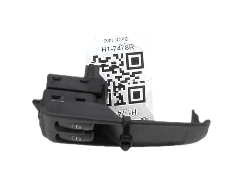 Pulsantiera anteriore sinistra Pulsantiera anteriore sinistra SMART FORTWO Coupe (453) 1.0 (453.342, 453.343) (71 hp) 34576077 34576077