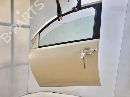 Used Left front door DAIHATSU SIRION (M3_) 1.5 (M303) (103 hp) 22343938