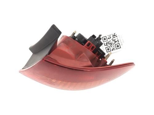 Used Right taillight TOYOTA AVENSIS Estate (_T22_) 2.0 D-4D (CDT220_, CDT220R) (110 hp) 31057569