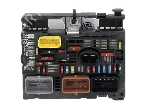 Fuse box CITROËN C5 III (RD_) 1.6 HDi 110 (RD9HZC) | BP39087505E1 - Image 2