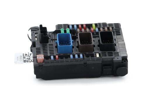 Used Fuse box Fuse box CITROËN C4 II (NC_) 1.6 HDi 90 (92 hp) 40557749 40557749
