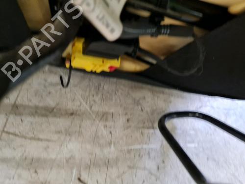 Left front seat RENAULT EXPRESS Box Body/MPV 1.3 TCe 100 (F6MA) | BP27917242C15 