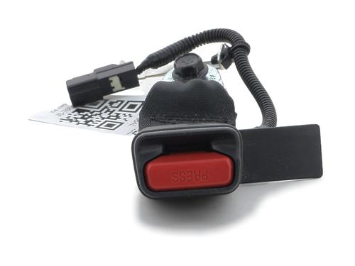 Used Seat buckle TOYOTA AURIS (_E18_) 1.8 Hybrid (ZWE186_, ZWE186R) (136 hp) 28447320