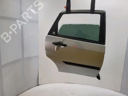 Dør høyre bak Dør høyre bak FORD FOCUS I (DAW, DBW) 1.6 16V (100 hp) 39644005 39644005