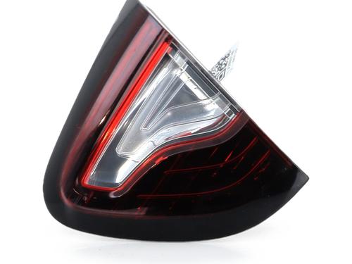 right-tailgate-light-renault-captur-i-j5_-h5_-2013-34458141 main image