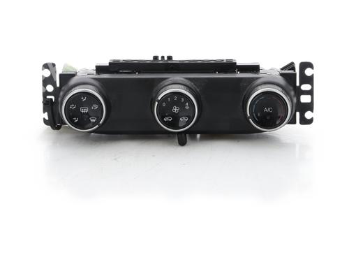 Used Climate control Climate control 38432595 38432595
