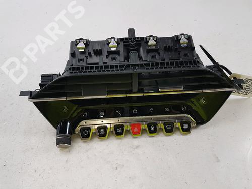 Used Climate control Climate control PEUGEOT 208 II (UB_, UP_, UW_, UJ_) 1.2 PureTech 100 (101 hp) 10659558 10659558