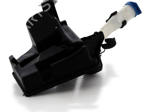 windscreen-washer-tank-skoda-fabia-iii-nj3-2014-2015-2016-2017-2018-2019-2020-2021-37752000 main image