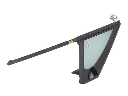 front-right-quarter-glass-citroen-c3-iii-sx-2016-32378538 main image