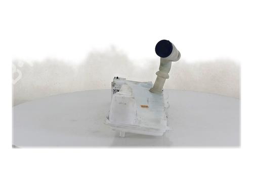 Used Windscreen washer tank PEUGEOT EXPERT Van (V_) 1.6 BlueHDi 115 (115 hp) 30166056