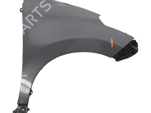 Guarda-lamas direito TOYOTA URBAN CRUISER (_P1_) 1.4 D-4D (NLP110_, NLP110R) (90 hp) 32310477