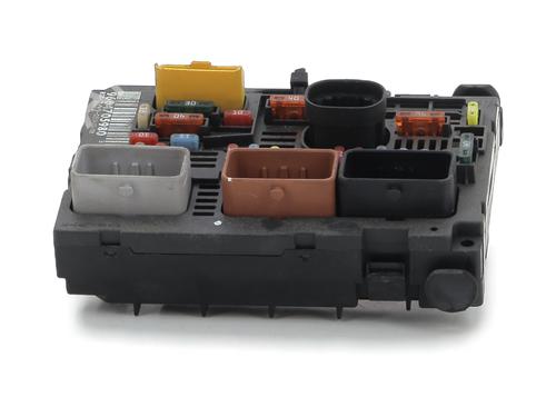 Used Fuse box CITROËN C4 Picasso I MPV (UD_) 2.0 HDi 138 (136 hp) 27913642