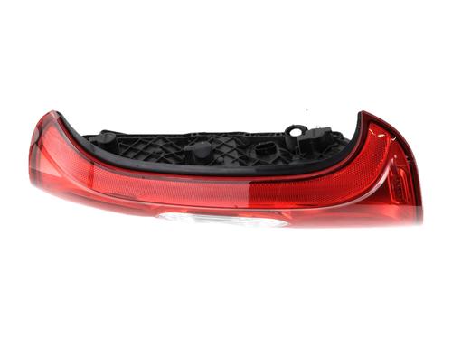 Fanale posteriore destro Fanale posteriore destro FIAT PANDA (312_, 319_) 1.2 (312PXA1A) (69 hp) 37457445 37457445