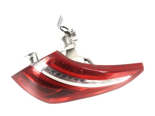Used Right taillight Right taillight CITROËN C4 Picasso I MPV (UD_) [2006-2015] 33420513 33420513