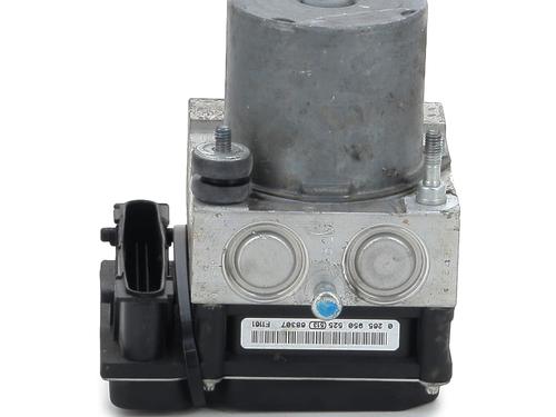 Used ABS pump HYUNDAI SANTA FÉ II (CM) 2.2 CRDi GLS 4x4 (150 hp) 30557629
