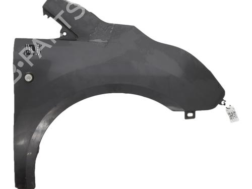 Used Right front fenders Right front fenders 37457353 37457353