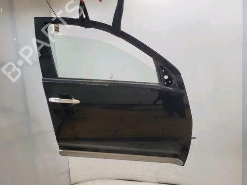 Dør høyre foran Dør høyre foran MITSUBISHI OUTLANDER II (CW_W) 2.0 DI-D (CW8W) (140 hp) 34177532 34177532