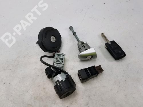 Used Ignition barrel Ignition barrel PEUGEOT 3008 I MPV (0U_) 1.6 HDi (109 hp) 10569671 10569671