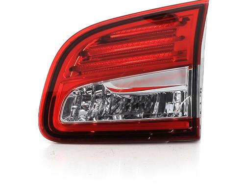 Feu de coffre droit CITROËN C4 AIRCROSS 1.6 HDi 115 (114 hp) 31699572