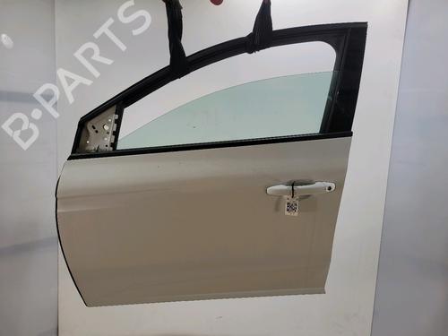 Used Left front door RENAULT MEGANE IV Hatchback (B9A/M/N_) 1.5 Blue dCi 115 (B9A6) (116 hp) 29495969