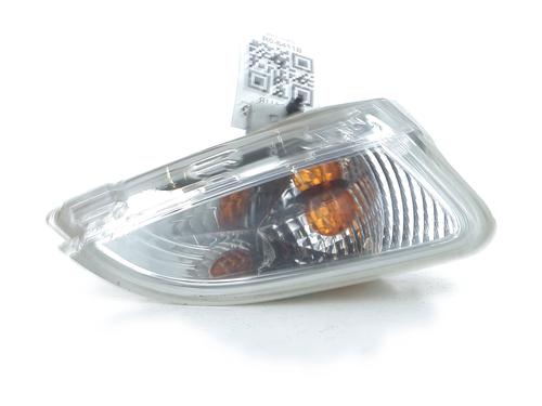 Clignotant avant droit RENAULT TWINGO II (CN0_) 1.2 TCe 100 (CN0P) (102 hp) 31749618