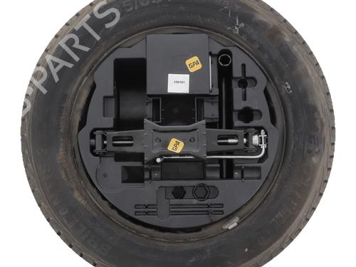 Używane Zestaw narzędzi / podnośnik RENAULT CLIO IV (BH_) 1.5 dCi 90 (90 hp) 30956852