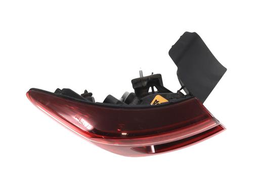 Venstre baglygte RENAULT CLIO V (B7_) 1.6 E-TECH 140 (B7MU) (140 hp) 29018975