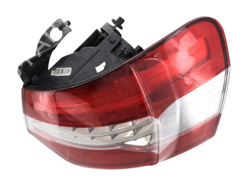 Piloto trasero derecho Piloto trasero derecho CITROËN C5 III (RD_) 2.0 HDi 140 (RDRHF8, RDRHFA, RDRHA8, RDRHAJ) (140 hp) 34051379 34051379
