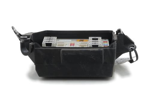 Used Fuse box RENAULT CLIO III (BR0/1, CR0/1) [2005-2014]  27914075