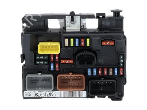 Fuse box CITROËN C3 II (SC_) 1.4 HDi 70 (SC8HZC, SC8HR0, SC8HP4) | BP36831124E1 - Image 2