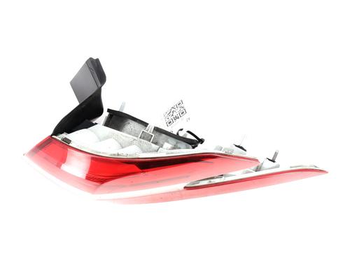 Right taillight PEUGEOT 308 SW II (LC_, LJ_, LR_, LX_, L4_) 1.6 BlueHDi 120 | BP28364958C35 