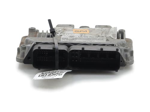 Used Engine control unit (ECU) VW GOLF V Variant (1K5) 1.9 TDI (105 hp) 30165821