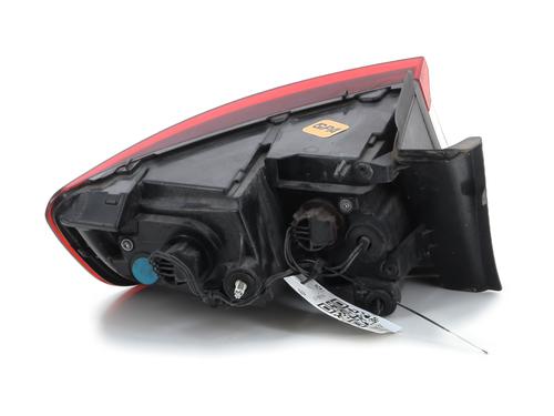 Right taillight RENAULT MEGANE IV Hatchback (B9A/M/N_) 1.5 dCi 110 (B9A3) | BP29762203C35