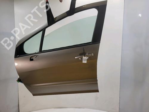 Used Left front door Left front door 39224674 39224674