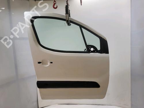 Used Right front door Right front door 37600148 37600148