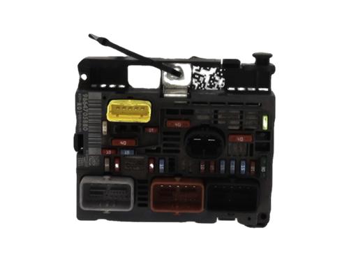 Fuse box CITROËN C4 Picasso I MPV (UD_)  | BP27913408E1 
