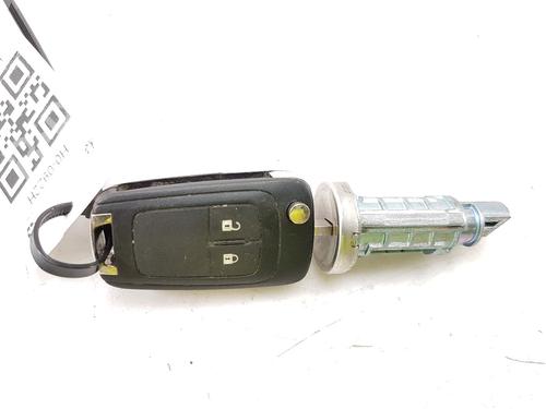 Used Ignition barrel CHEVROLET TRAX 1.4 AWD (140 hp) 13673689