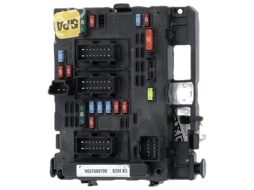 Fuse box PEUGEOT 206+ (2L_, 2M_) 1.4 HDi eco 70 | BP35999047E1 - Image 2