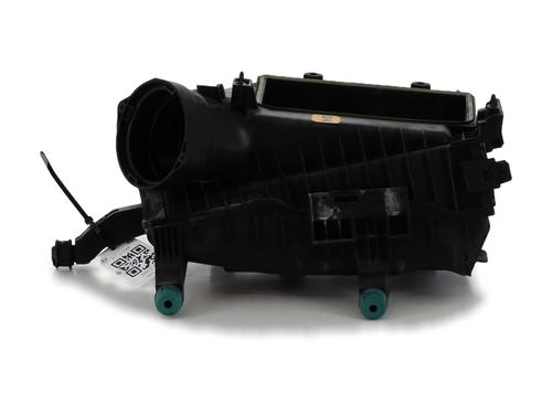 Used Air filter box MERCEDES-BENZ V-CLASS (W447) V 250 CDI / d 4-matic (447.811, 447.813) (190 hp) 28834678