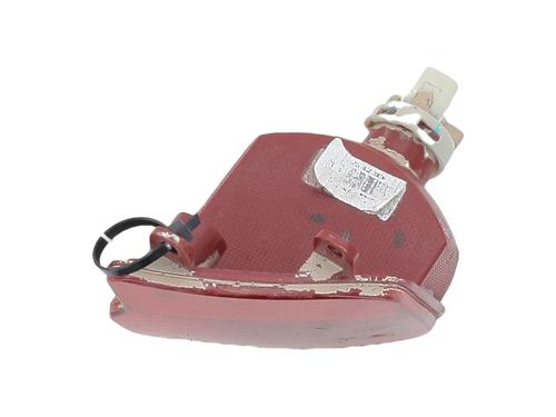 Używane Lampa zderzaka tylnego prawa PEUGEOT 3008 II SUV (MC_, MR_, MJ_, M4_) 1.2 THP/ PureTech 130 (MRHNSM, MRHNSU, MRHNSJ, MRHNYW,... (131 hp) 29987837