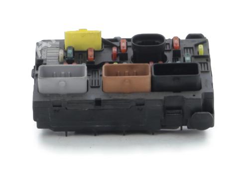 fuse-box-citroen-c4-picasso-i-mpv-ud_-2006-2007-2008-2009-2010-2011-2012-2013-2014-2015-32770359 main image