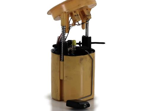 Used Fuel pump BMW 1 (E87) 118 d (143 hp) 31797249