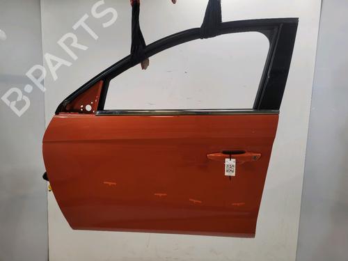 Used Left front door Left front door OPEL CORSA F (P2JO) CORSA-e (68) (136 hp) 33686115 33686115