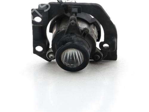 Used Right front fog light Right front fog light 39489777 39489777